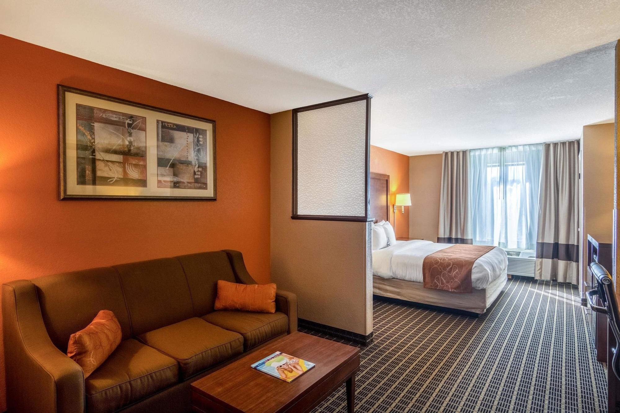 Comfort Suites Panama City Beach Exterior photo